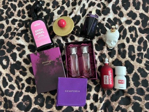 Selection ladies perfumes - of,