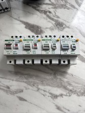 CRABTREE 32 AMP CURVE C 10kA