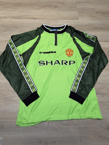 Manchester united goalkeeper - united,