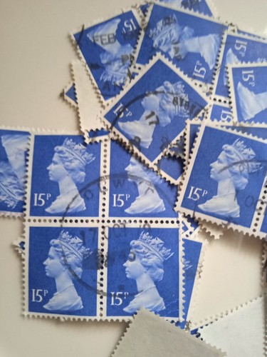 100 15p stamps - x ,