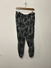 Women’s TU Black & White