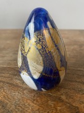 Rare Blue Isle Of Wight Egg Studio Art Glass PaperWeight 0.175kg 8cm  Label VGC