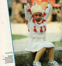 Knitting pattern copy 4558.   Childs cat motif sweater.    24-30" chest.  DK
