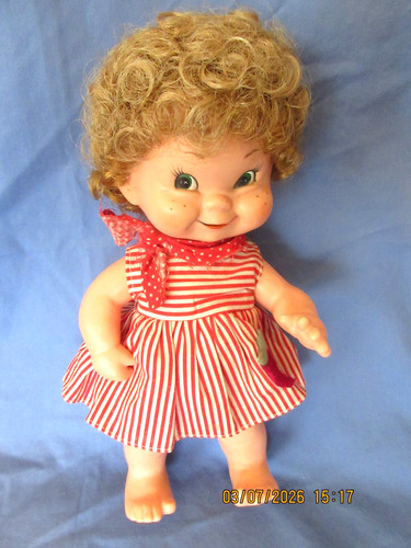 Rare vtg mystery doll - vtg.,