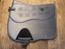 EQUIPAD Velvet Close Dressage