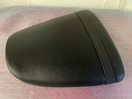 Suzuki gsxr 600 rear seat - suzuki,