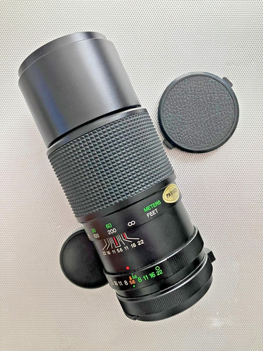 Vivitar 300mm 6 - f/5.6, auto