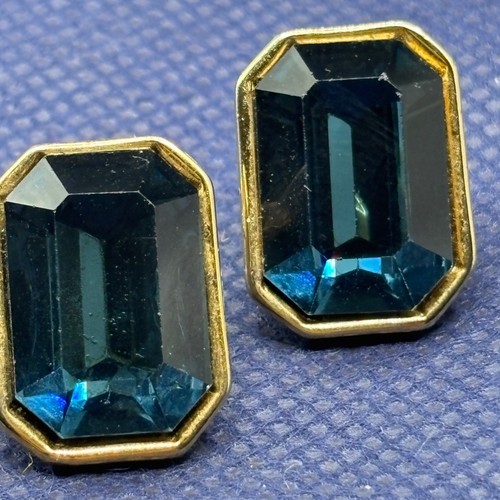 Vintage emerald cut - vintage, blue