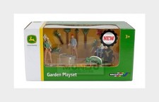 1:32 BRITAINS John Deere Set