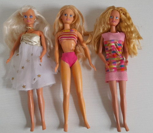 Vintage sindy hasbro dolls - hasbro, x3