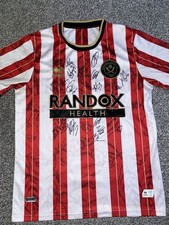 squad Signed limited edition