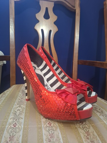 Iron fist wizard heels - iron,