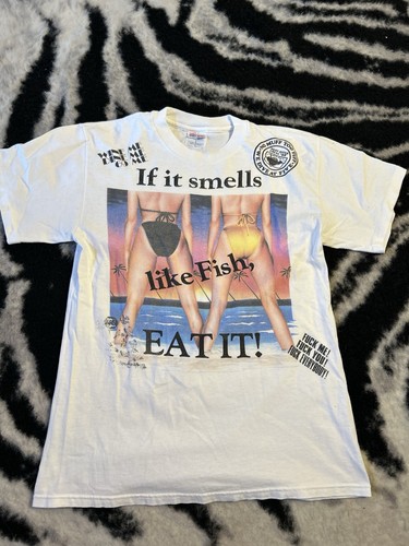 Vtg 90s smells like fish - it,
