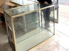 glass display cabinet shop