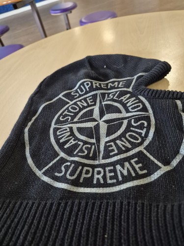 Stone island glow - in, the
