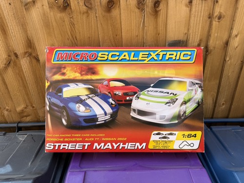 Micro scalextric street mayhem - scalextric,