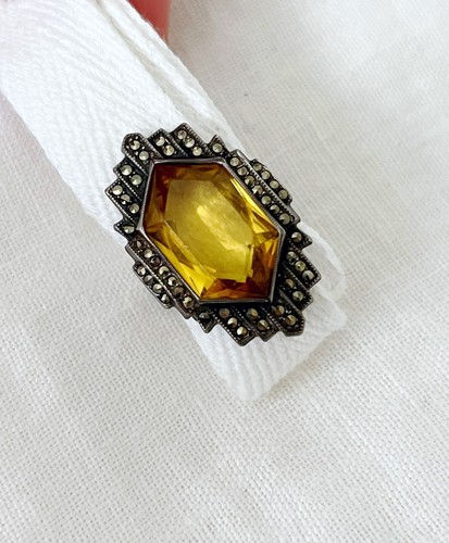 Antique art deco - art, cut