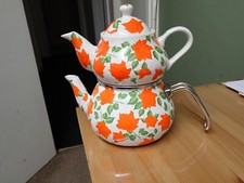 UNUSUAL VINTAGE CERAMIC TEAPOT