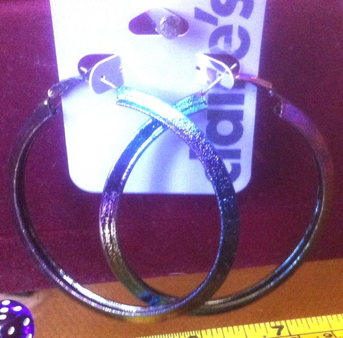 Earrings dark shiny hoops - shiny,