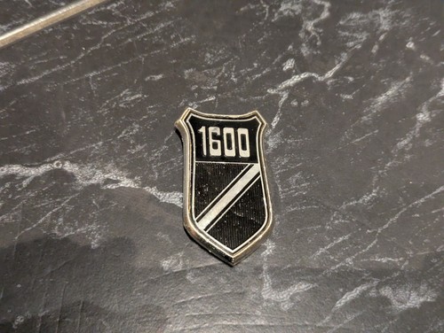 Ford 1600 badge metal crest - badge,