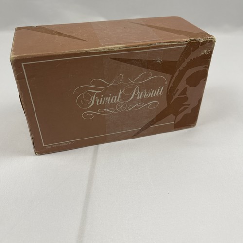 Vintage trivial pursuit - trivial,