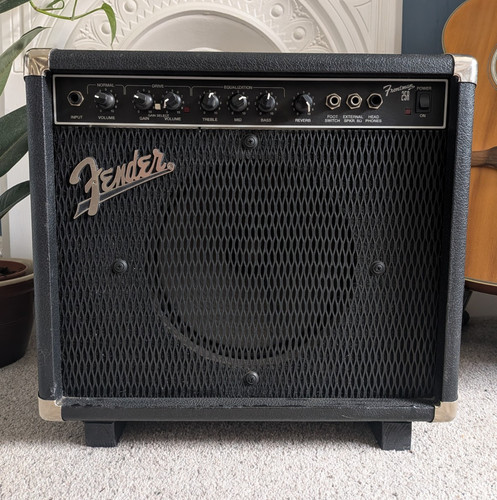 Fender frontman 25r 25w - frontman,