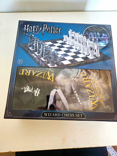 Harry potter wizard chess set - harry,