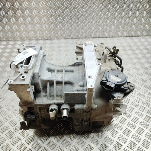 Nissan leaf ze1 - nissan, motor