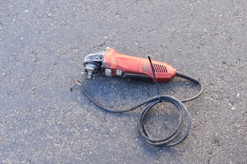 Hilti ag450 110v - 110v, 4.5