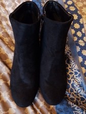 Ladies Pavers Boots Size 5