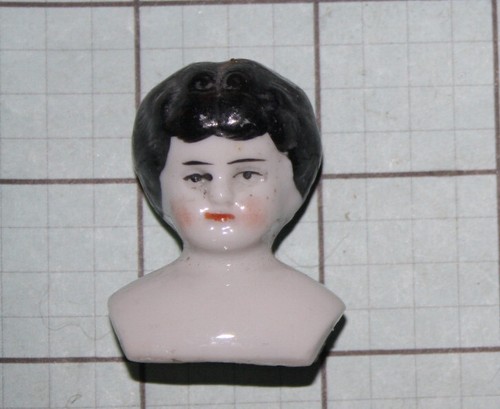 Antique old dollhouse - , china