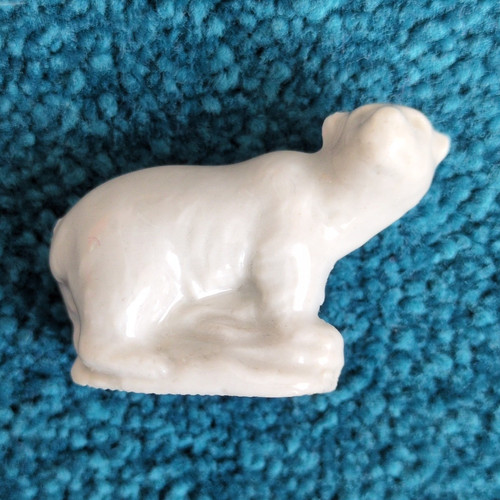 Decorative wade polar - wade, bear