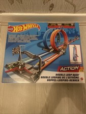 Hot Wheels GFH85 Double Loop