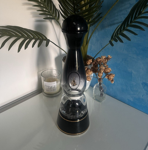 Clase azul gold tequila empty - gold,