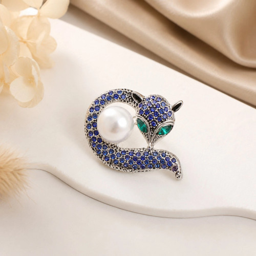 Crystal fox brooch - brooch, rhinestone
