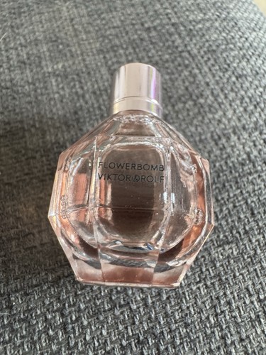 Flowerbomb viktor and rolf 7ml - viktor,