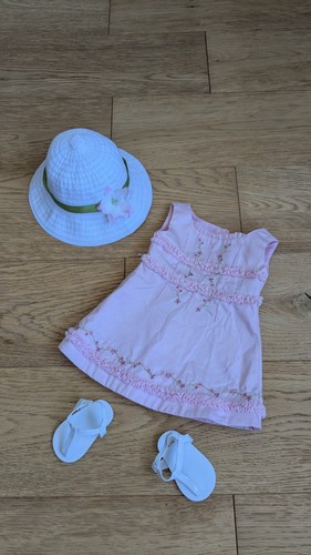 American girl doll - pink, pettle