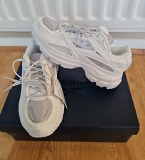 LADIES BNIB WHITE REEBOK