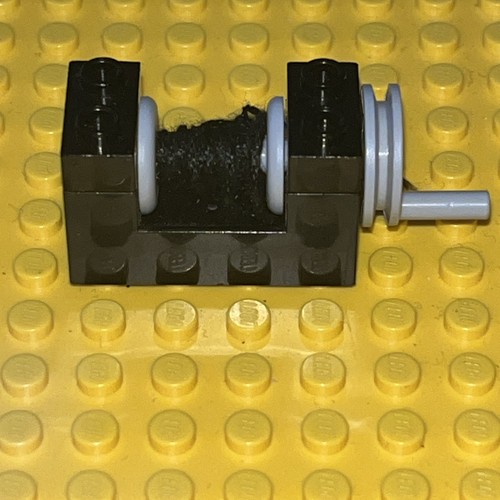 Lego black string reel winch - string,