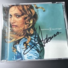 Madonna Ray of light Hand signed autographed CD with COA near Mint