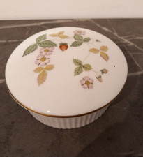 WEDGWOOD BONE CHINA WILD