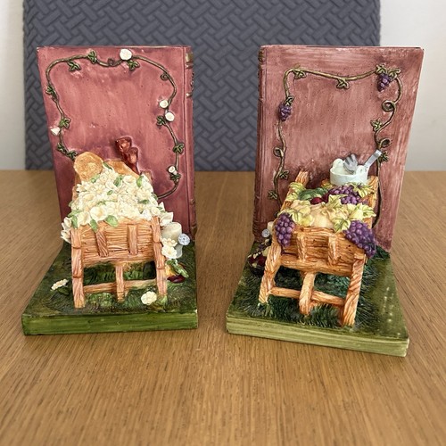 Country garden book ends - ends, hand