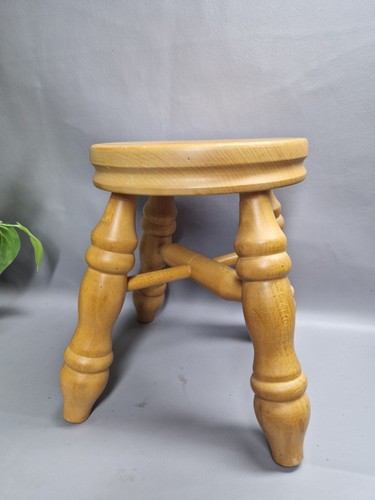 Vintage small pine milking - pine,