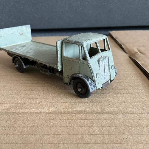 Dinky supertoys 513 guy flat - guy,