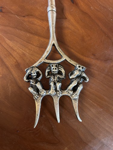 Vintage brass see evil - brass, "see