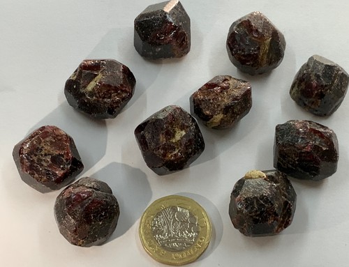 Garnet raw crystal piece - garnet,