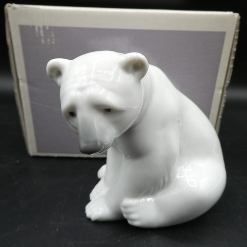 Lladro figurine 1209 - figurine, polar