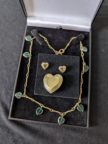 Goldtone heart set brooch - heart,