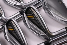 Left Hand Taylormade Rocketbladez Irons / 4-PW+SW / Regular Flex RocketFuel 85