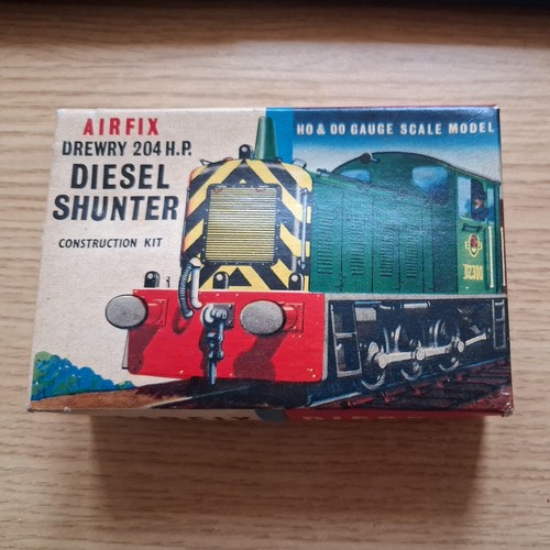 Airfix ho gauge drewry - &,